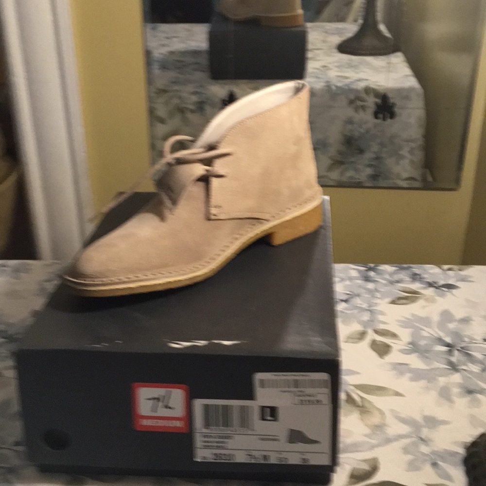 Women’s Shoes
